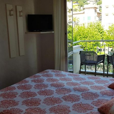 Hotel Enrico Alassio Esterno foto