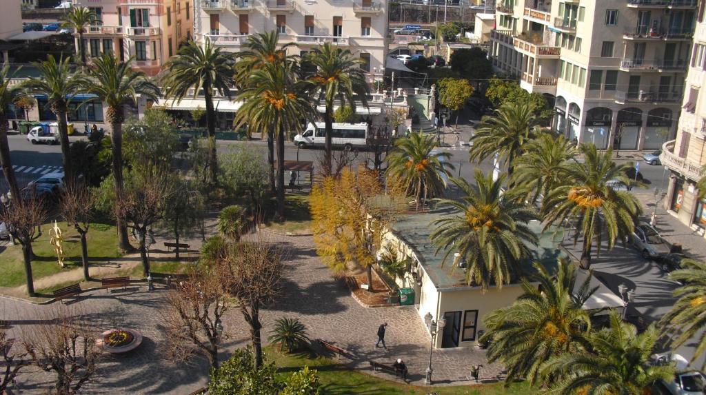 Hotel Enrico Alassio Esterno foto